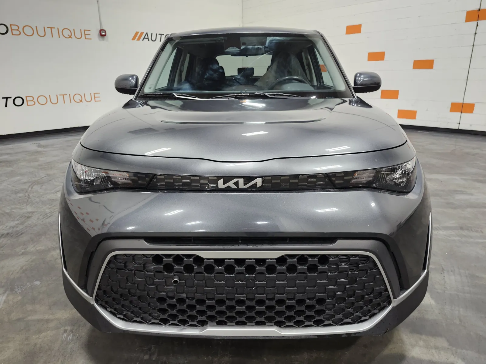 2023 Kia Soul LX - Photo 11