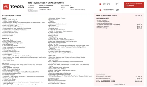 More photos of 2018 Toyota Avalon XLE at Auto Boutique Ohio, OH