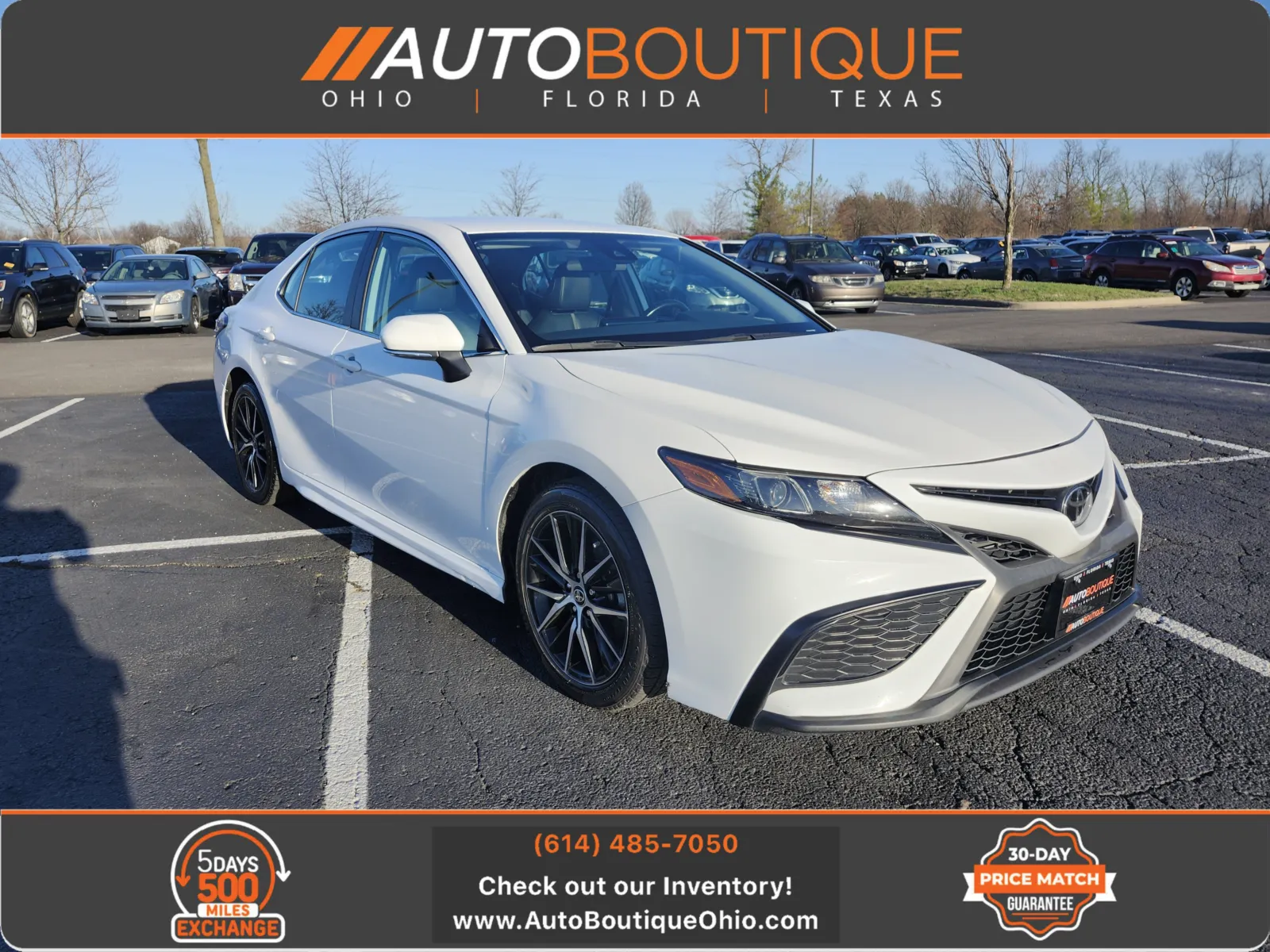 White 2022 Toyota Camry SE for sale in Columbus, OH