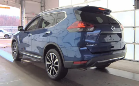 Another view of 2020 Nissan Rogue SL for sale in Columbus, OH at Auto Boutique Ohio