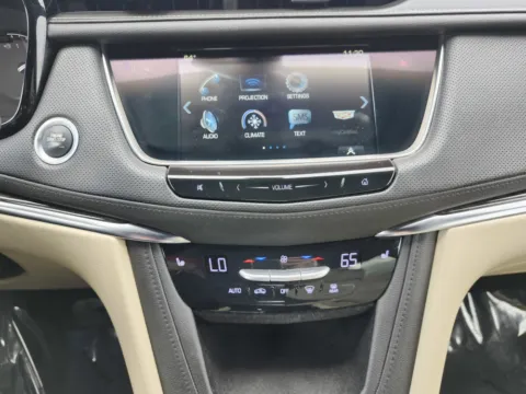 More photos of 2018 Cadillac XT5 AWD at Auto Boutique Ohio, OH