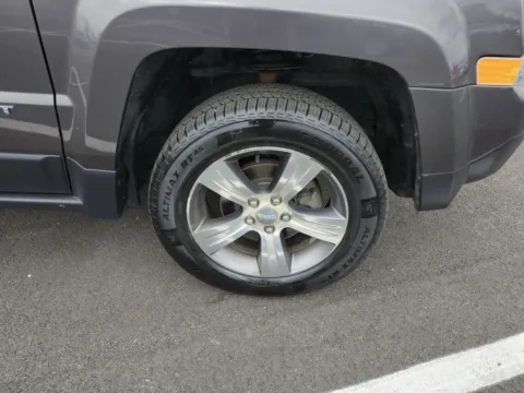 More photos of 2016 Jeep Patriot High Altitude Edition at Auto Boutique Ohio, OH