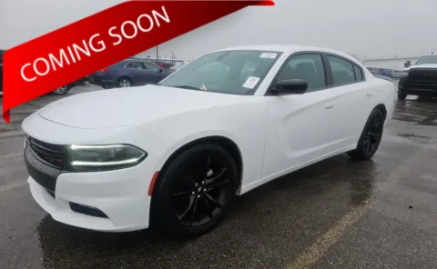 White 2017 Dodge Charger SXT for sale in Columbus, OH