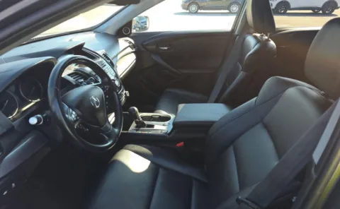 More photos of 2018 Acura RDX at Auto Boutique Ohio, OH