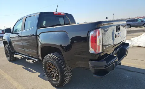 More photos of 2018 GMC Canyon 4WD All Terrain w/Cloth at Auto Boutique Ohio, OH