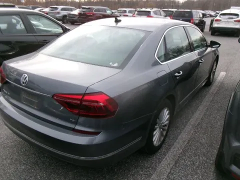 More photos of 2017 Volkswagen Passat 1.8T SE at Auto Boutique Ohio, OH