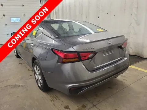 Another view of 2023 Nissan Altima 2.5 S for sale in Columbus, OH at Auto Boutique Ohio