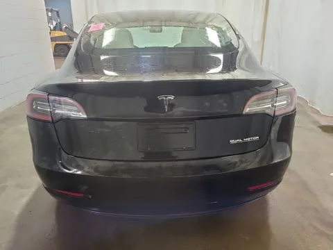 More photos of 2019 Tesla Model 3 Long Range at Auto Boutique Ohio, OH