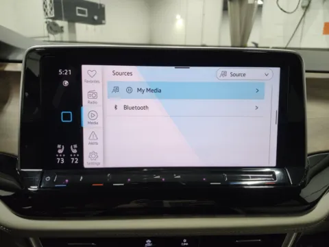 More photos of 2024 Volkswagen Atlas 2.0T SE w/Technology at Auto Boutique Ohio, OH