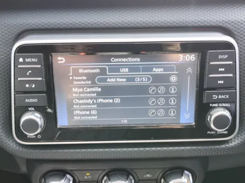 More photos of 2021 Nissan Kicks S at Auto Boutique Ohio, OH