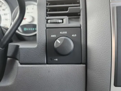 More photos of 2004 Dodge Durango Limited at Auto Boutique Ohio, OH