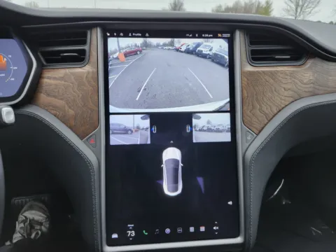 More photos of 2021 Tesla Model S Long Range at Auto Boutique Ohio, OH