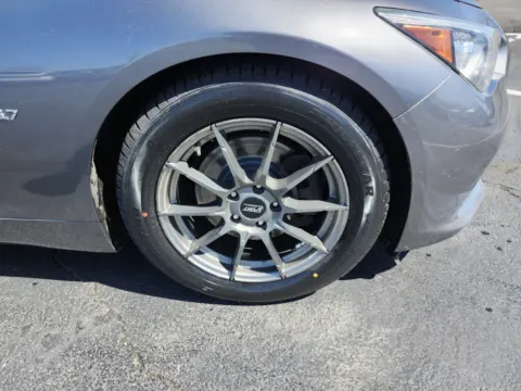 More photos of 2014 INFINITI Q50 Premium at Auto Boutique Ohio, OH