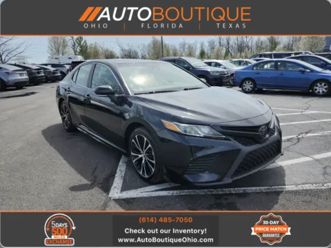 Black 2019 Toyota Camry SE for sale in Columbus, OH