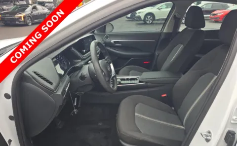 More photos of 2021 Hyundai Sonata SEL at Auto Boutique Ohio, OH