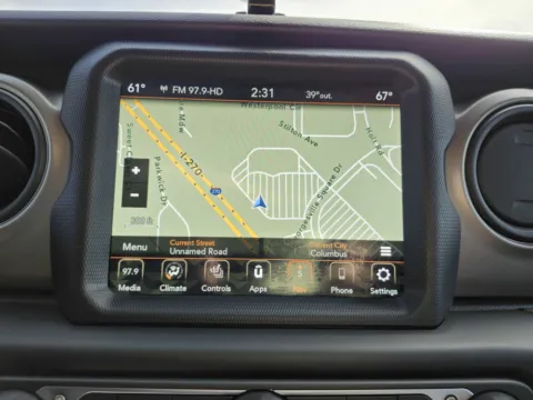 More photos of 2020 Jeep Gladiator Sport S at Auto Boutique Ohio, OH