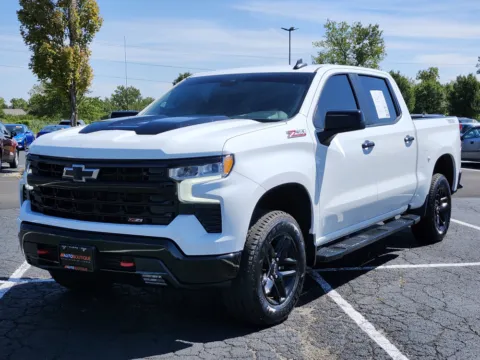 More photos of 2023 Chevrolet Silverado 1500 LT Trail Boss at Auto Boutique Ohio, OH