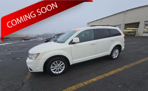 White 2017 Dodge Journey SXT for sale in Columbus, OH