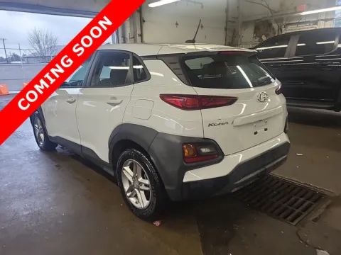 More photos of 2021 Hyundai Kona SE at Auto Boutique Ohio, OH