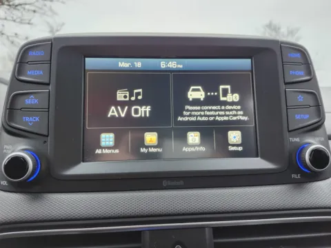 More photos of 2021 Hyundai Kona SE at Auto Boutique Ohio, OH