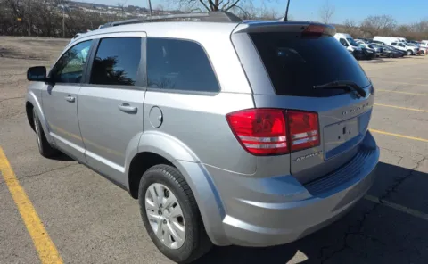 Another view of 2018 Dodge Journey SE for sale in Columbus, OH at Auto Boutique Ohio