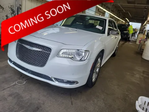 White 2017 Chrysler 300 C for sale in Columbus, OH
