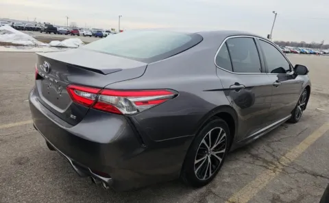 Another view of 2018 Toyota Camry SE for sale in Columbus, OH at Auto Boutique Ohio