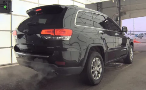 More photos of 2015 Jeep Grand Cherokee Limited at Auto Boutique Ohio, OH