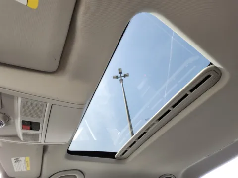 Photos of 2017 Volkswagen Jetta 1.8T SEL for sale in Columbus, OH at Auto Boutique Ohio