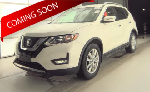 White 2018 Nissan Rogue SV for sale in Columbus, OH