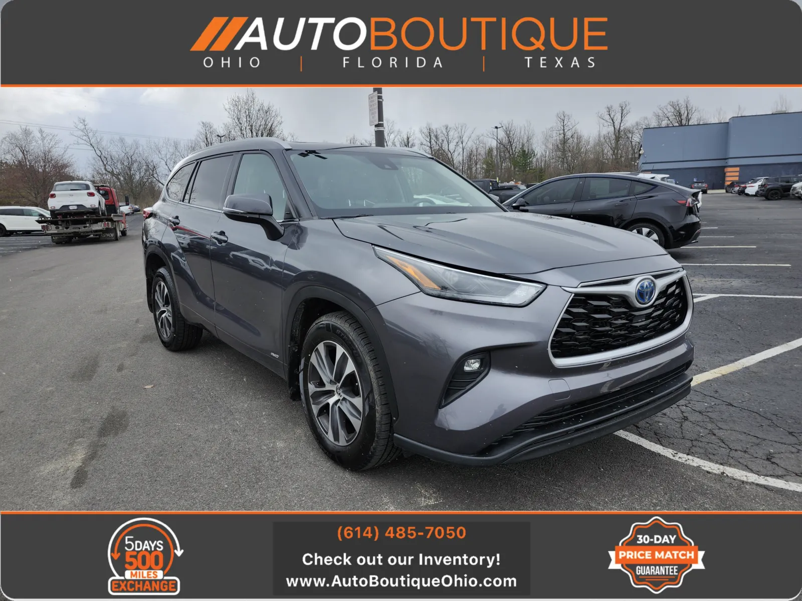 Gray 2022 Toyota Highlander Hybrid XLE for sale in Columbus, OH