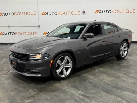 More photos of 2017 Dodge Charger R/T at Auto Boutique Ohio, OH