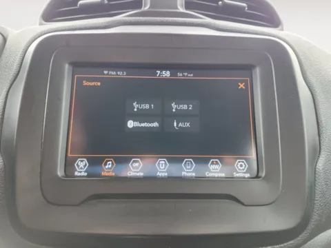 More photos of 2020 Jeep Renegade Orange Edition at Auto Boutique Ohio, OH