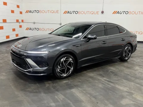 More photos of 2024 Hyundai Sonata SEL at Auto Boutique Ohio, OH