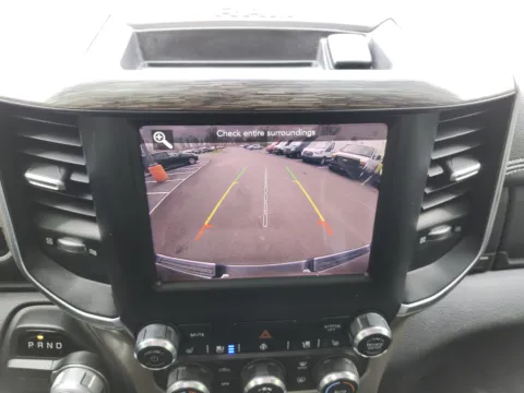 More photos of 2019 Ram 1500 Laramie at Auto Boutique Ohio, OH