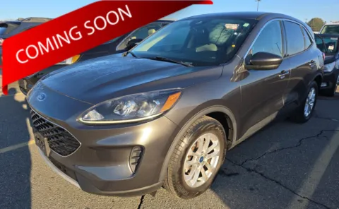 Gray 2020 Ford Escape SE for sale in Columbus, OH