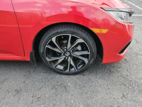 More photos of 2021 Honda Civic Sedan Sport at Auto Boutique Ohio, OH
