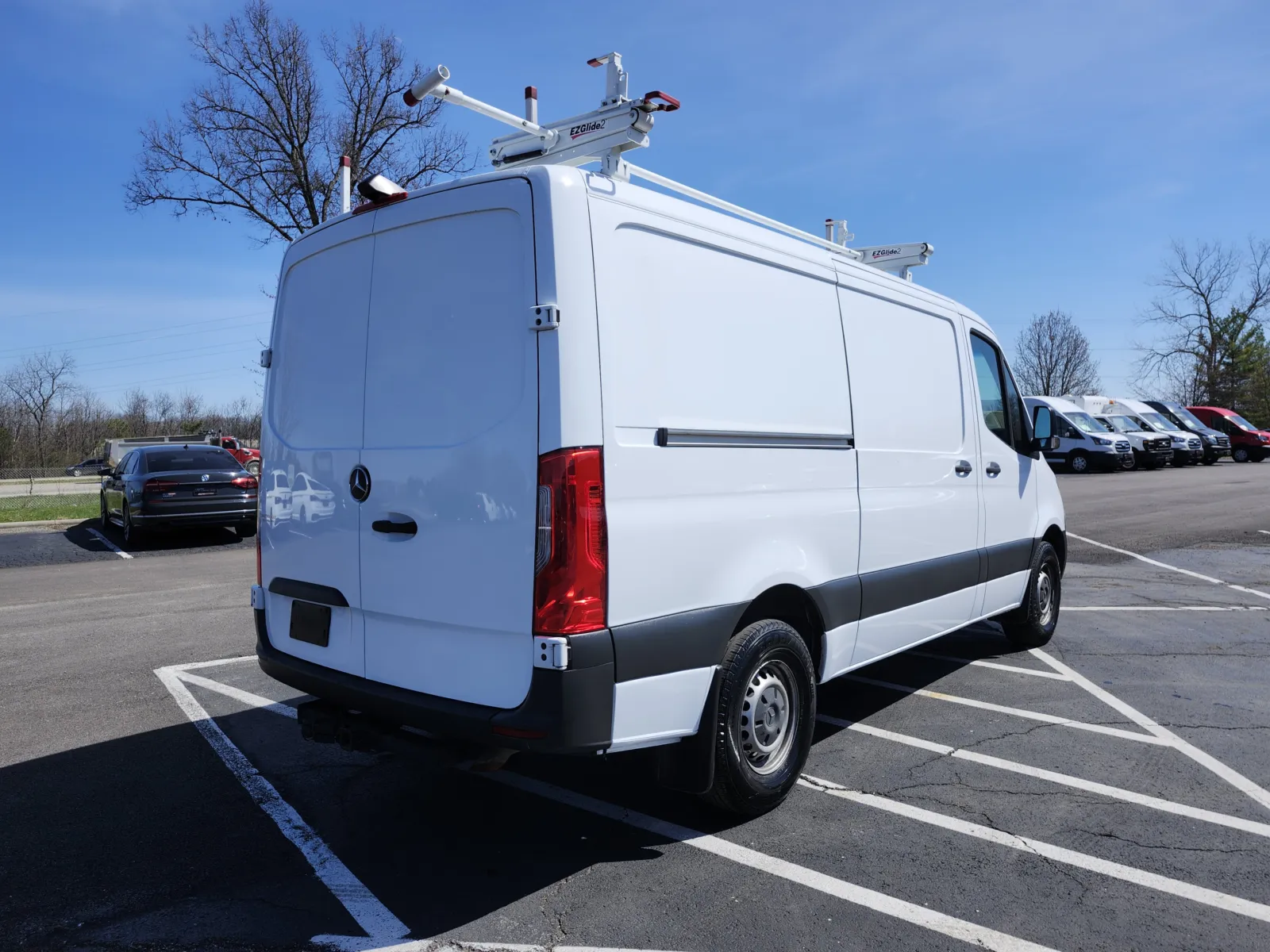 Mercedes-Benz Sprinter photo 17