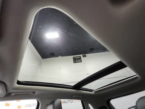 Photos of 2020 Ford Edge SEL for sale in Columbus, OH at Auto Boutique Ohio