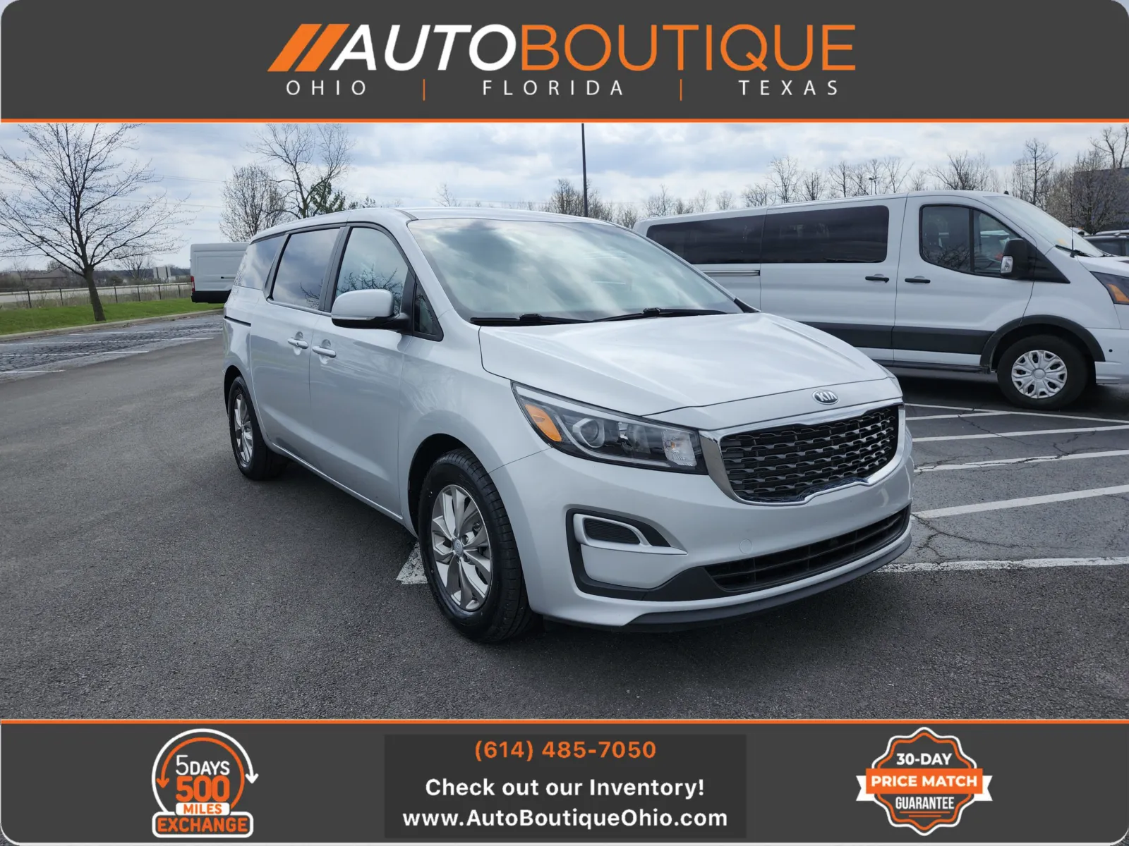 2021 Kia Sedona LX's photo