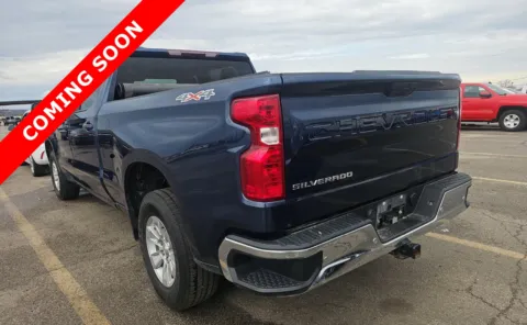 More photos of 2022 Chevrolet Silverado 1500 LTD LT at Auto Boutique Ohio, OH