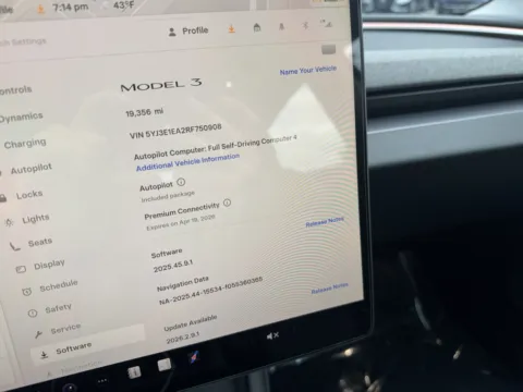 More photos of 2024 Tesla Model 3 at Auto Boutique Ohio, OH