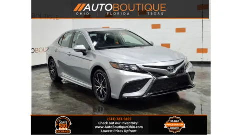 Silver 2023 Toyota Camry SE for sale in Columbus, OH