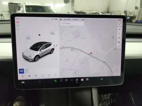 More photos of 2021 Tesla Model Y Long Range at Auto Boutique Ohio, OH