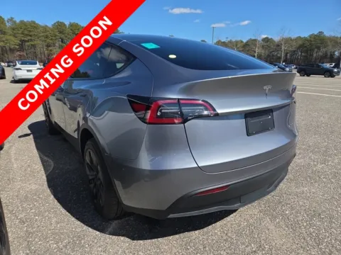 More photos of 2024 Tesla Model Y Long Range at Auto Boutique Ohio, OH