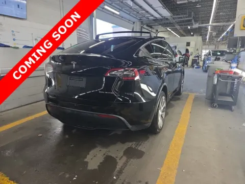More photos of 2021 Tesla Model Y Long Range at Auto Boutique Ohio, OH