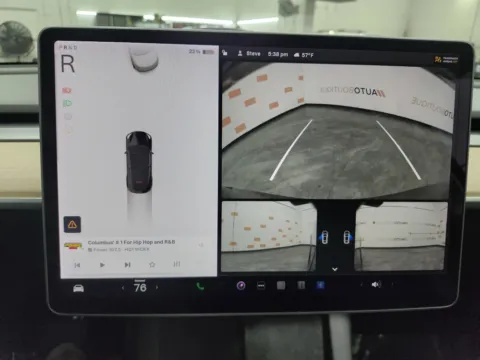 More photos of 2021 Tesla Model Y Long Range at Auto Boutique Ohio, OH