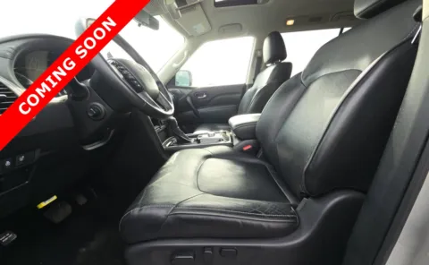 More photos of 2023 INFINITI QX80 LUXE at Auto Boutique Ohio, OH