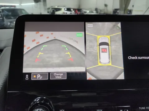 More photos of 2023 INFINITI QX80 LUXE at Auto Boutique Ohio, OH