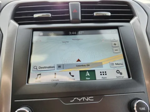 More photos of 2019 Ford Fusion Hybrid SE at Auto Boutique Ohio, OH